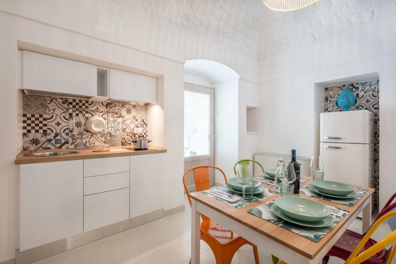 I Colmi - Trulli Suites مارتينا فرانكا المظهر الخارجي الصورة